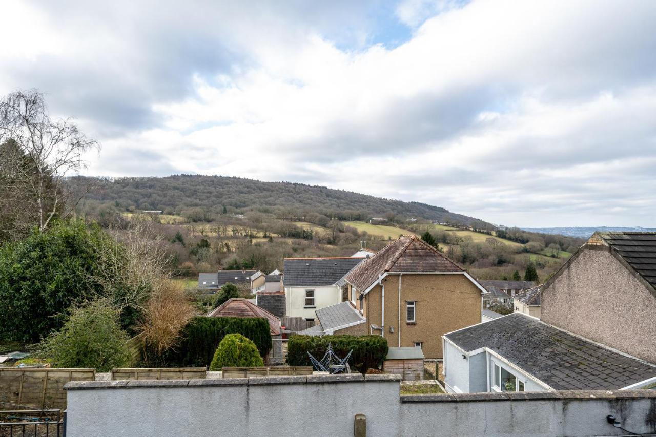 The New Lodge Pontardawe Екстериор снимка